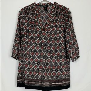 Ann Taylor v neck blouse size Med. petite